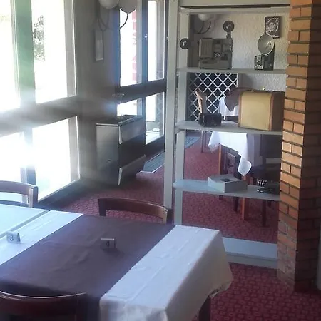 Hotel Le Francois Ier